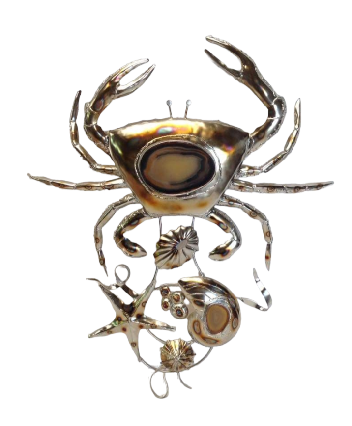 Stainless steel Crab with a beautiful natural agate and a shell feature